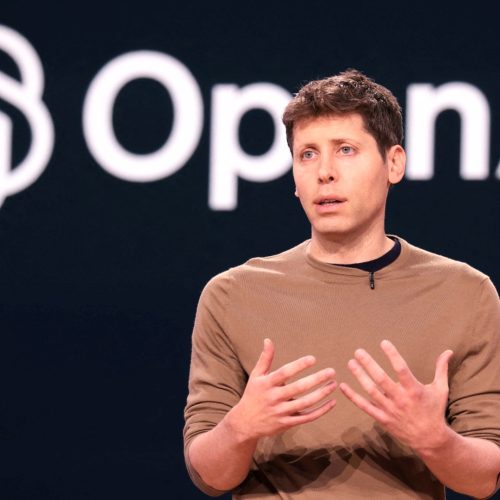 Sam Altman Admite Que OpenAI Esteve do “Lado Errado da História” Sobre Open Source