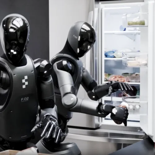 Figure Apresenta Helix, Modelo de IA para Robôs Humanóides que Respondem a Comandos de Voz