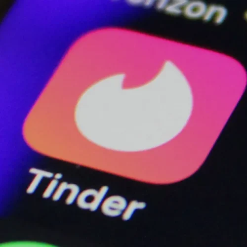 Tinder Aposta em IA para Melhorar Matchmaking e Frear Queda de Usuários